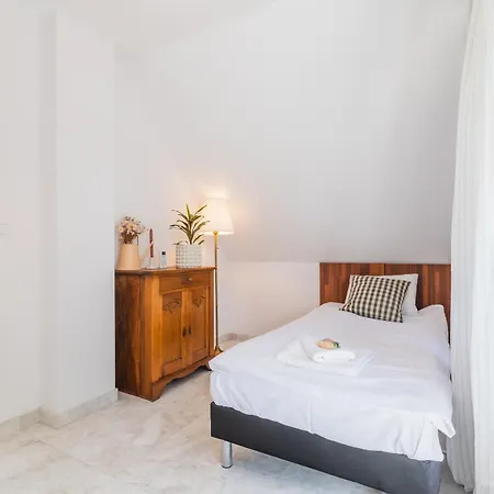 Lasko - Wildlife Phototherapy - 4 Luksusowe, Klimatyzowane Wille, Z Dostepem Do Oddalonego O 5 Min Spacerem Prywatnego Terenu Rekreacyjnego Villa Bierzwnik