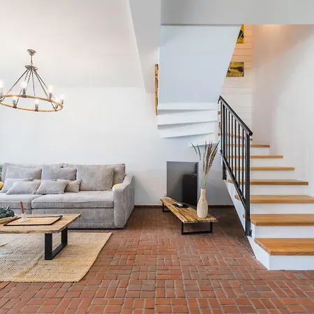 Villa Lasko - Wildlife Phototherapy - 4 Luksusowe, Klimatyzowane Wille, Z Dostepem Do Oddalonego O 5 Min Spacerem Prywatnego Terenu Rekreacyjnego