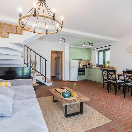 Lasko - Wildlife Phototherapy - 4 Luksusowe, Klimatyzowane Wille, Z Dostepem Do Oddalonego O 5 Min Spacerem Prywatnego Terenu Rekreacyjnego Bierzwnik