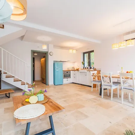 Villa Lasko - Wildlife Phototherapy - 4 Luksusowe, Klimatyzowane Wille, Z Dostepem Do Oddalonego O 5 Min Spacerem Prywatnego Terenu Rekreacyjnego *